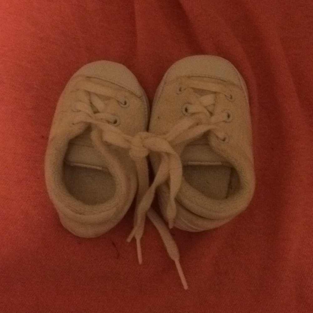 White baby shoes